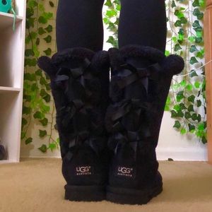 BAILEY BOW TALL BLACK UGGS 🖤